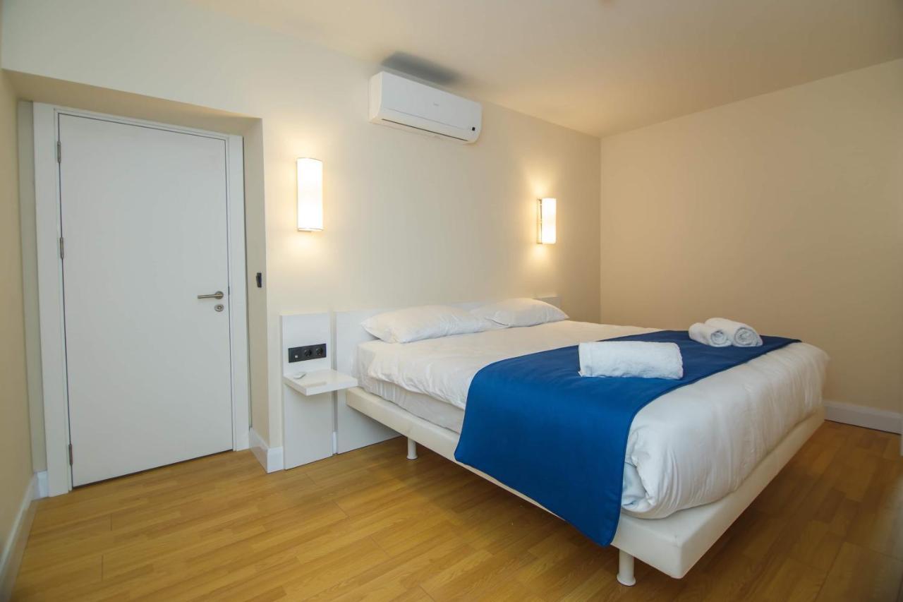 Panorama Aparthotel Orbi City Batumi Bagian luar foto